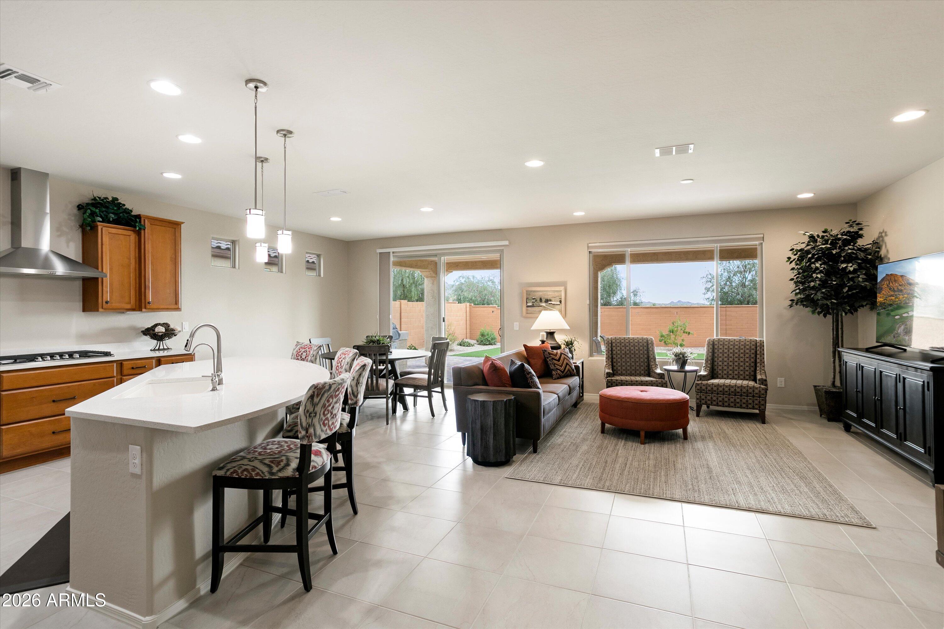 27383 W WAHALLA Lane