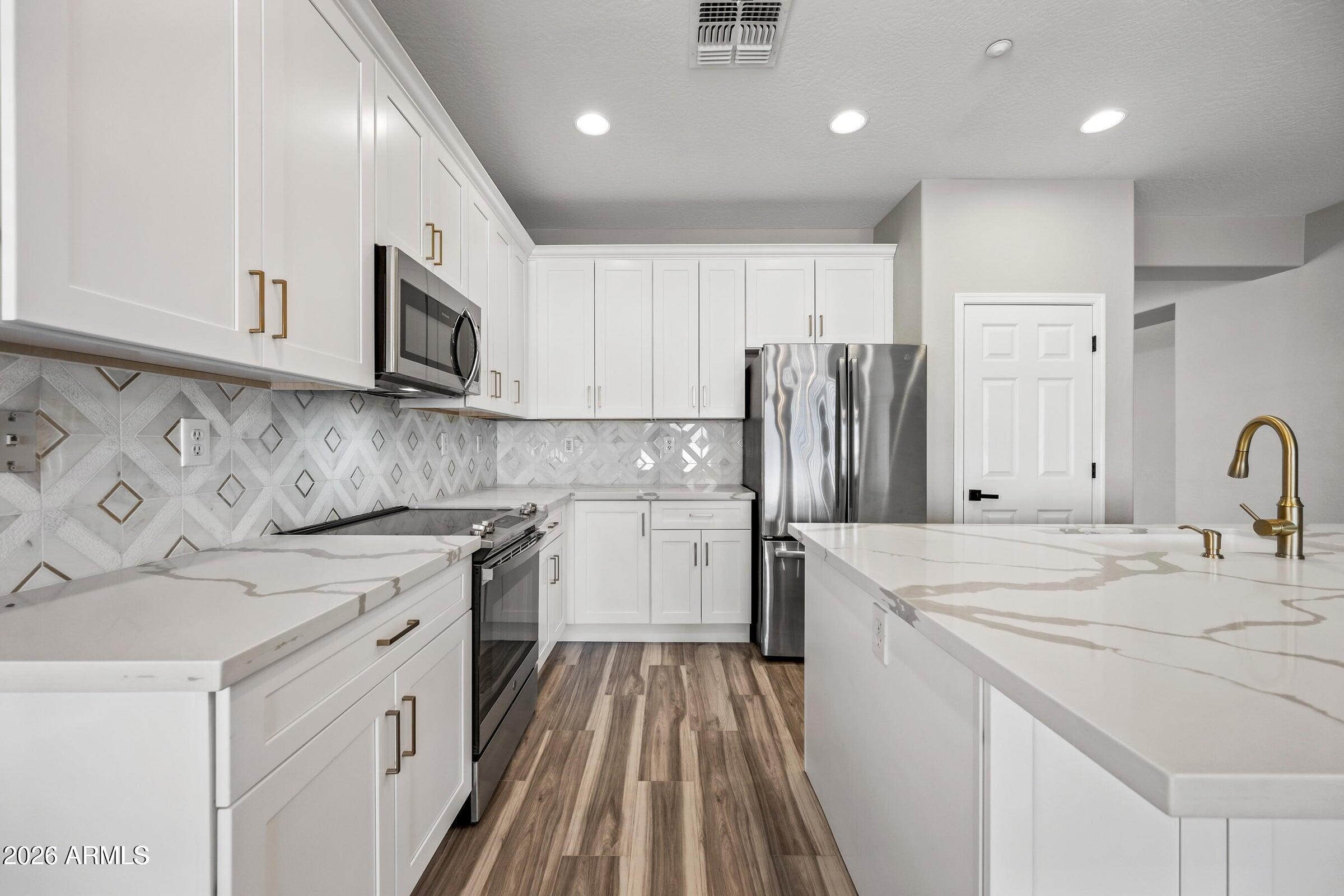 41432 N BENT CREEK Way