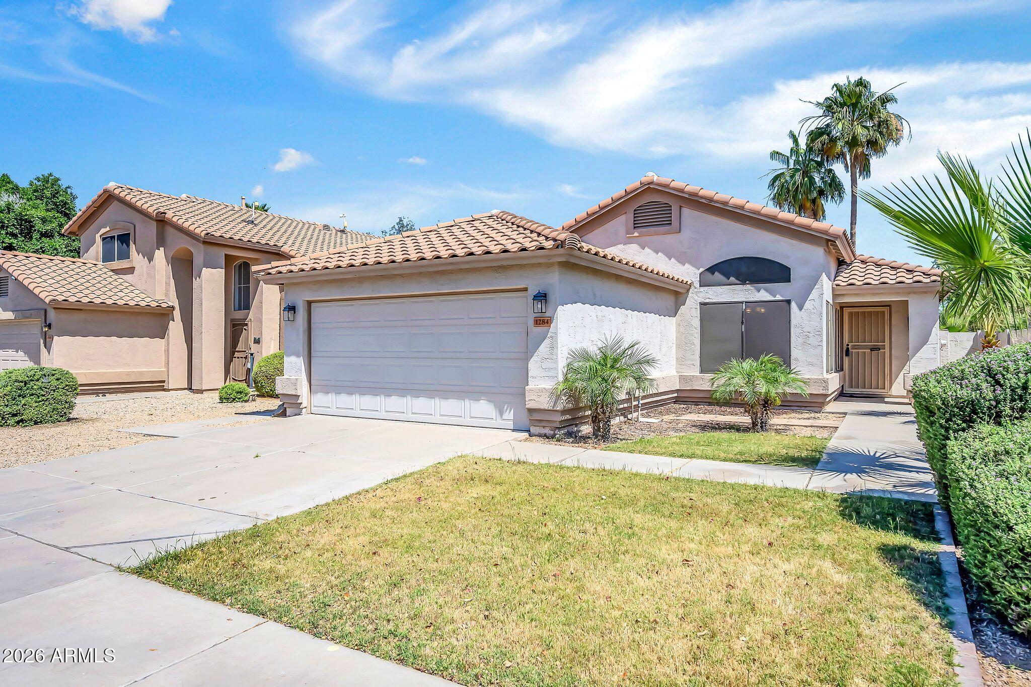 1284 W KINGBIRD Drive
