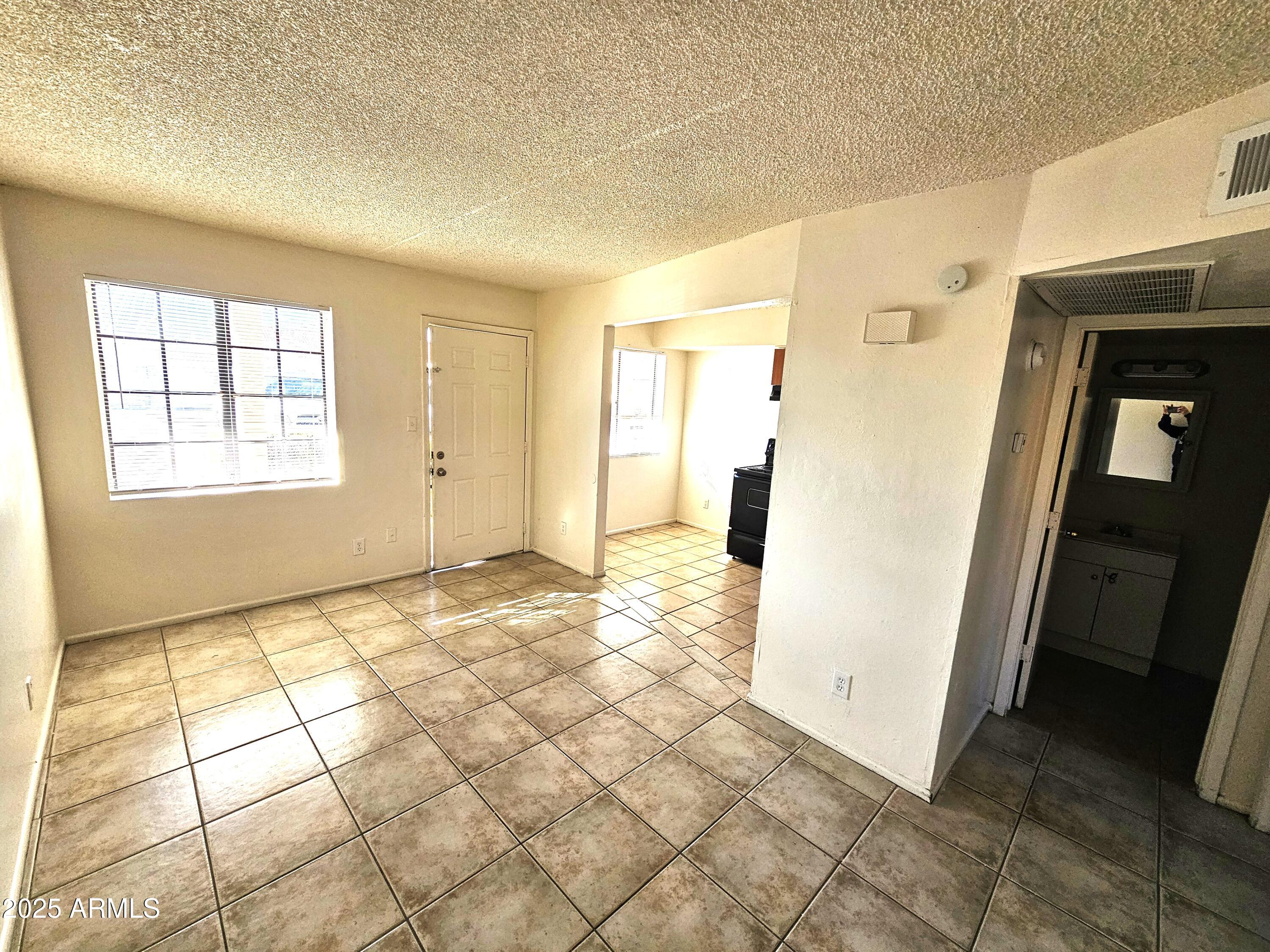 45 N LYN RAE Drive 6