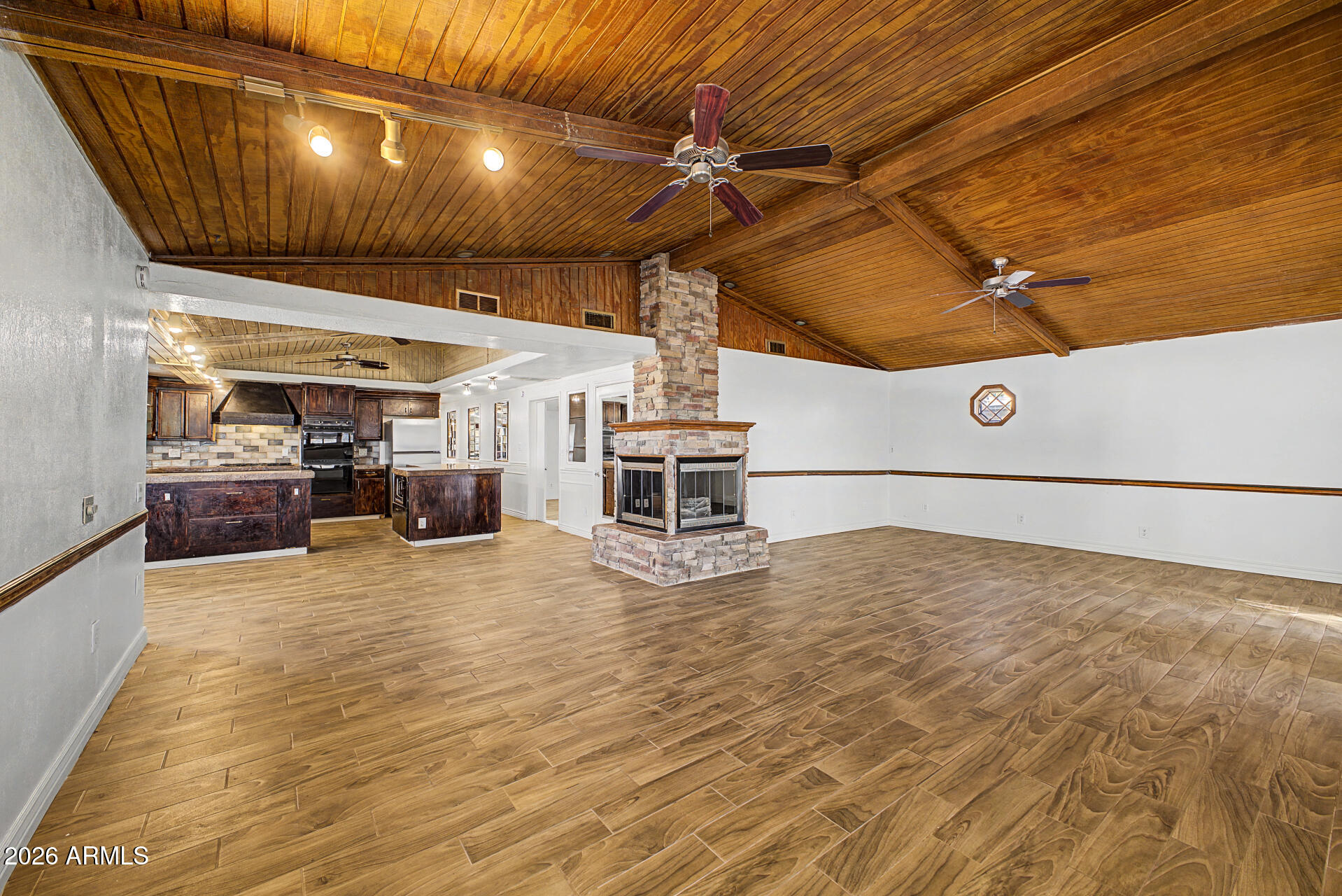 3612 W LONE CACTUS Drive