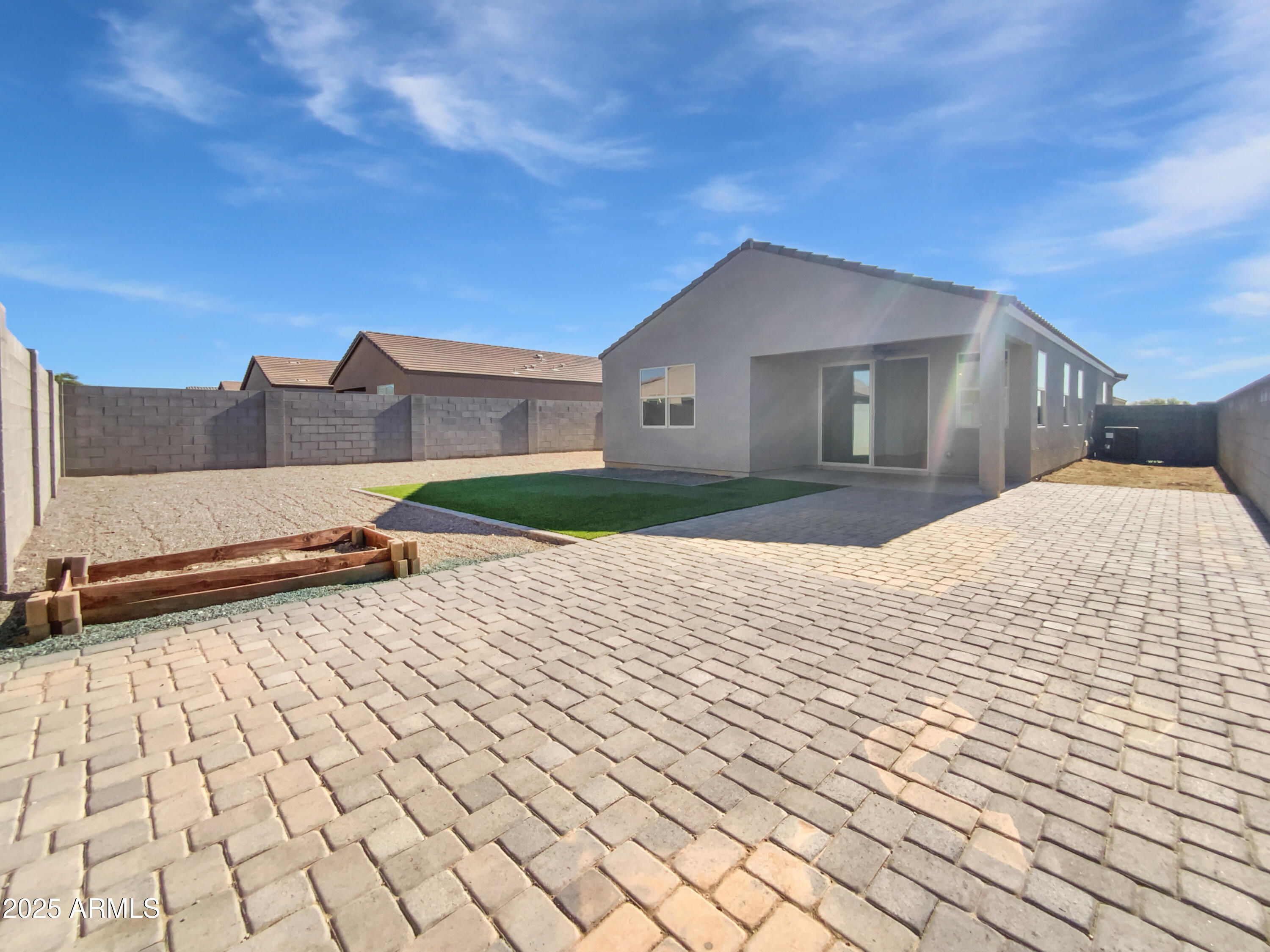 3720 E HENSON Street