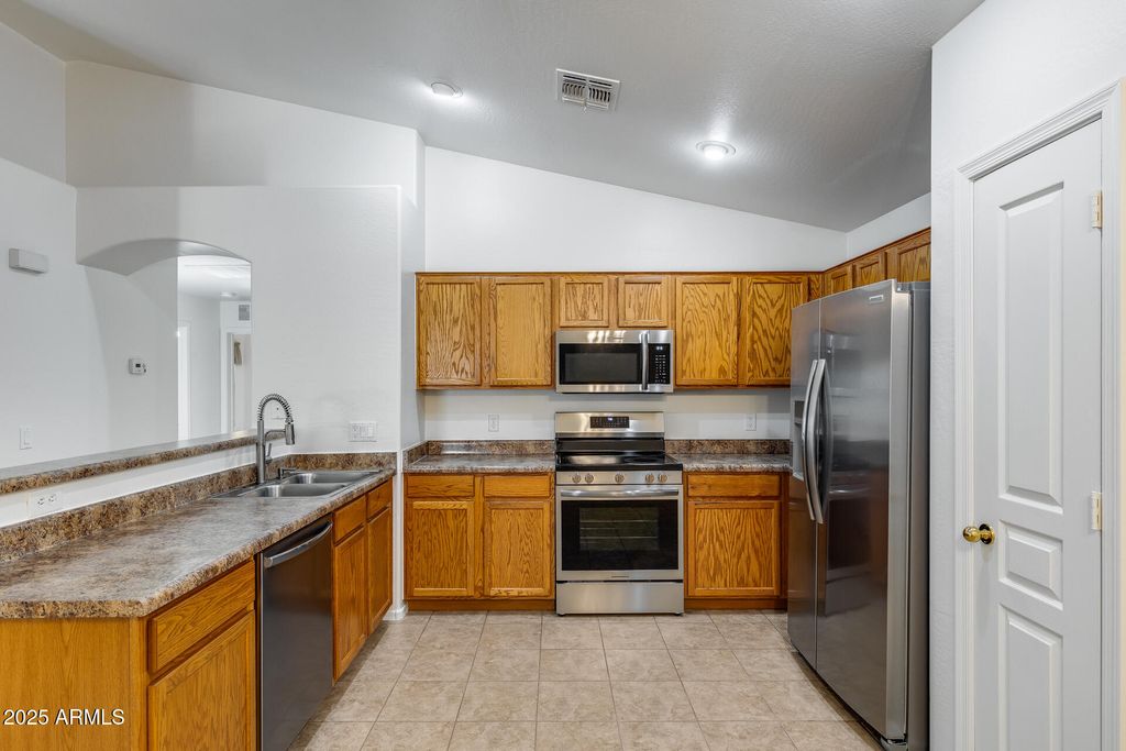 Photo of 3830 W Santa Cruz Avenue, San Tan Valley, AZ 85144 (MLS # 6957961)