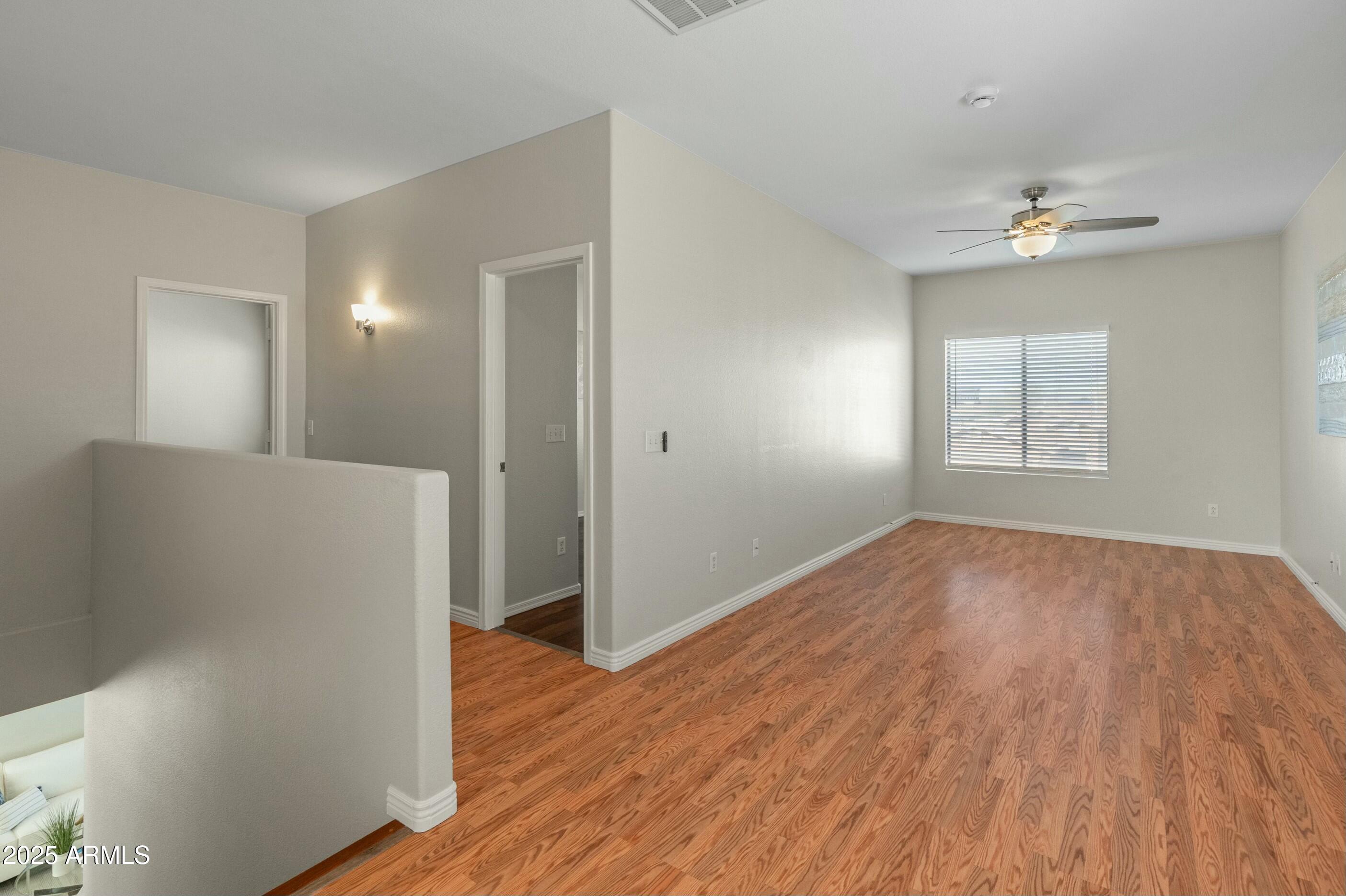 Goodyear, Arizona 85338, United States, 3 Bedrooms Bedrooms, ,3 BathroomsBathrooms,Residential,Pending,7925