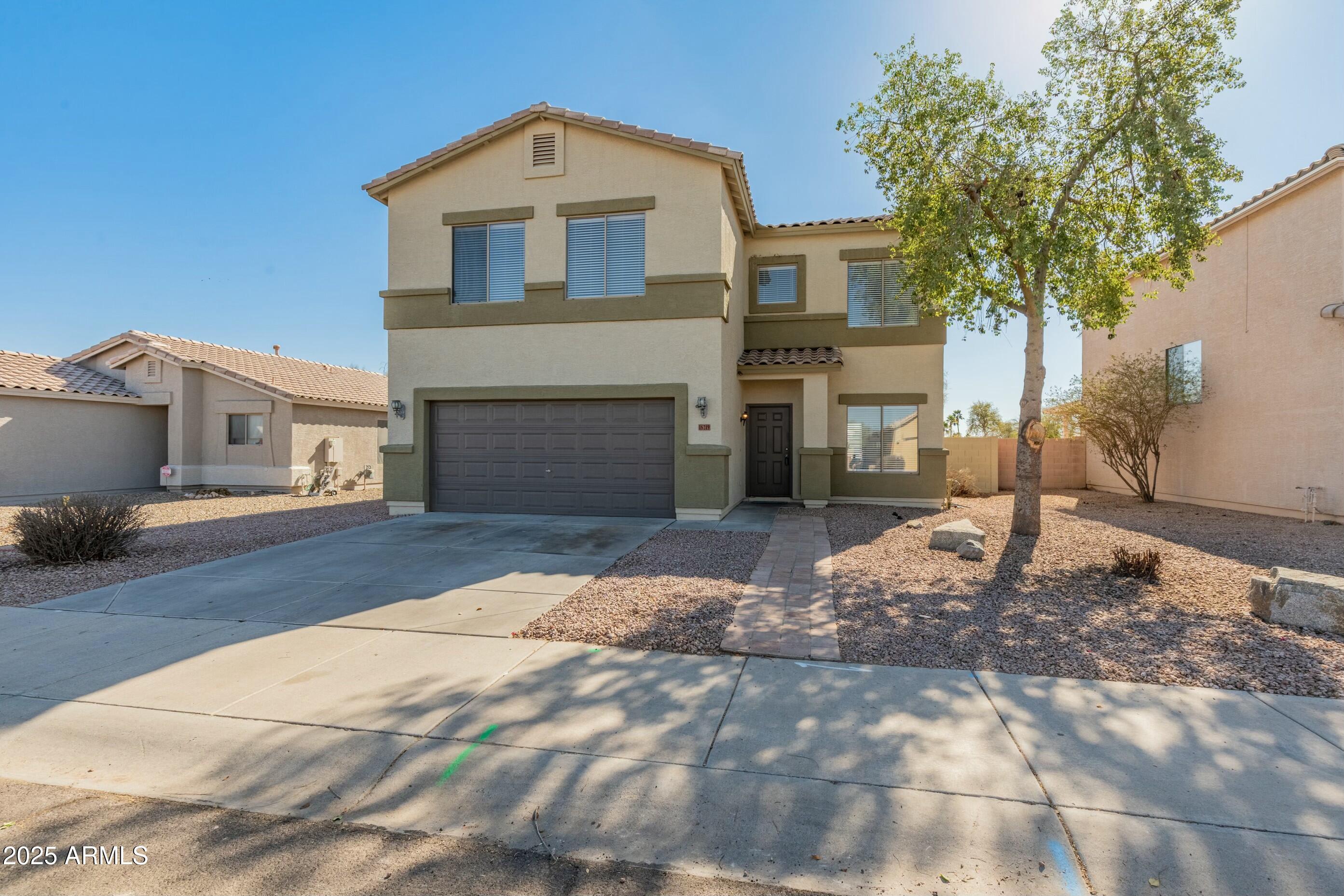 Goodyear, Arizona 85338, United States, 3 Bedrooms Bedrooms, ,3 BathroomsBathrooms,Residential,Pending,7925