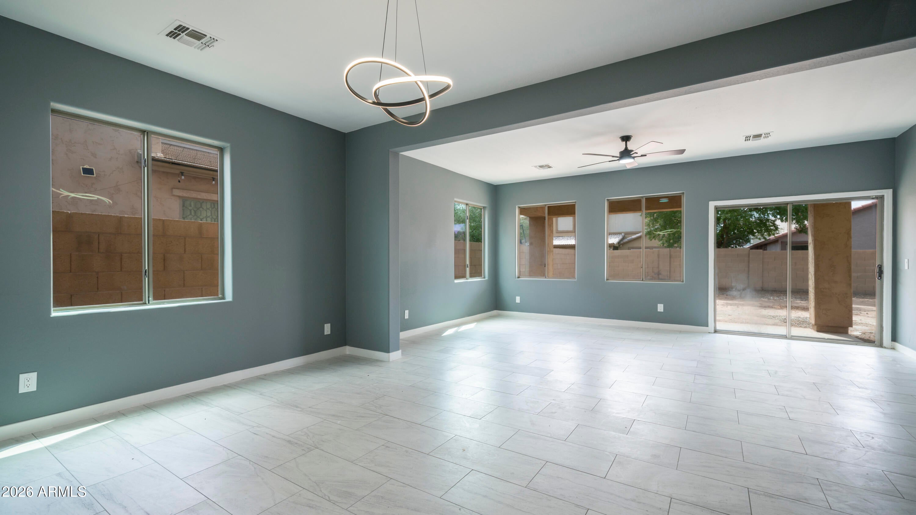 10423 W HUGHES Drive