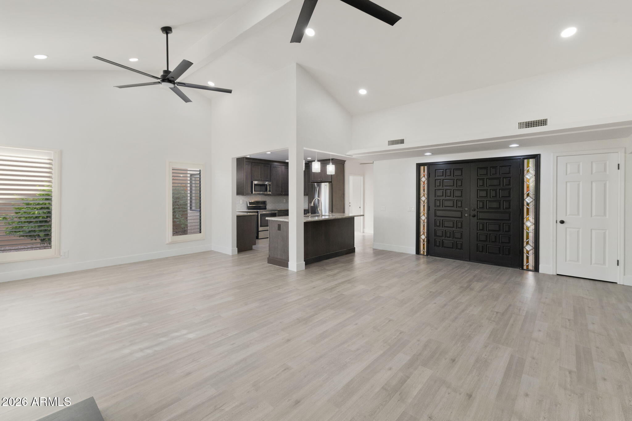 10542 E BELLFLOWER Drive