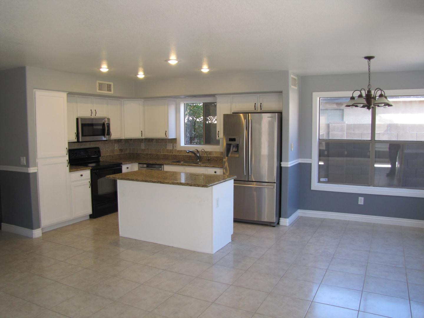 2315 S Peppertree Drive