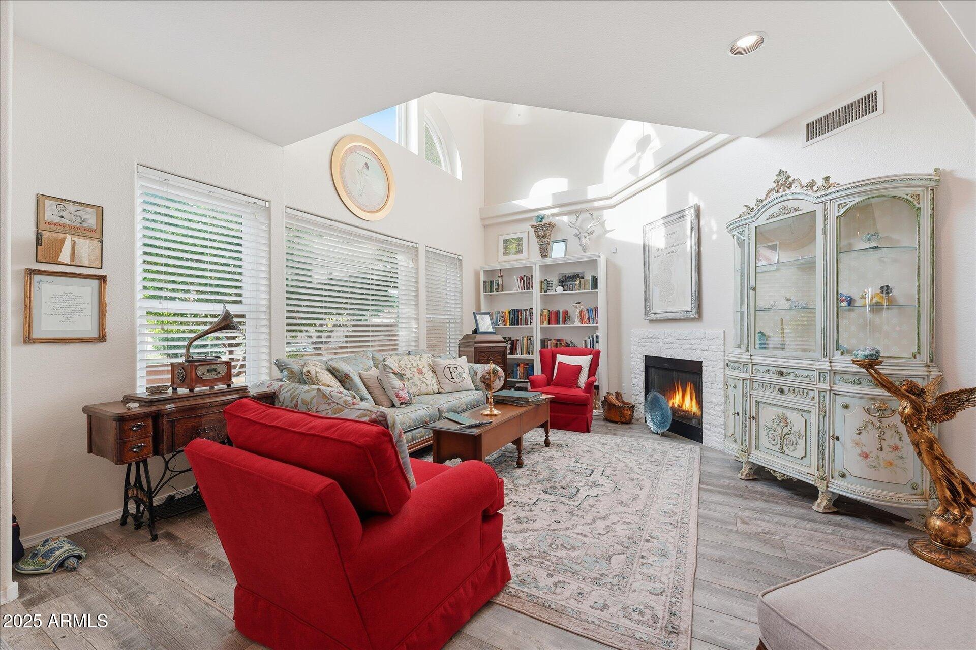 10256 N 12TH Place # 2