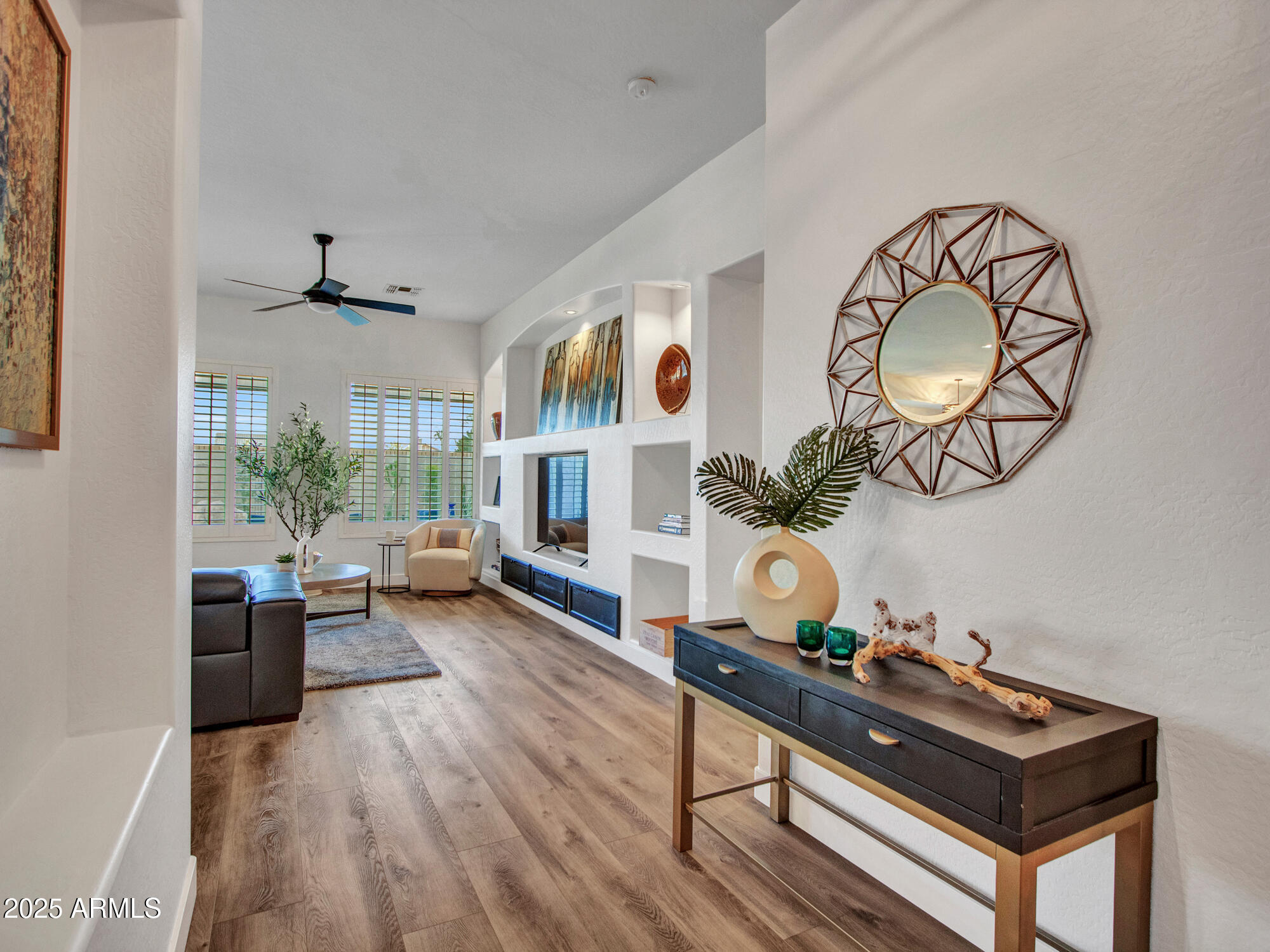 4335 W BUCKSKIN Trail