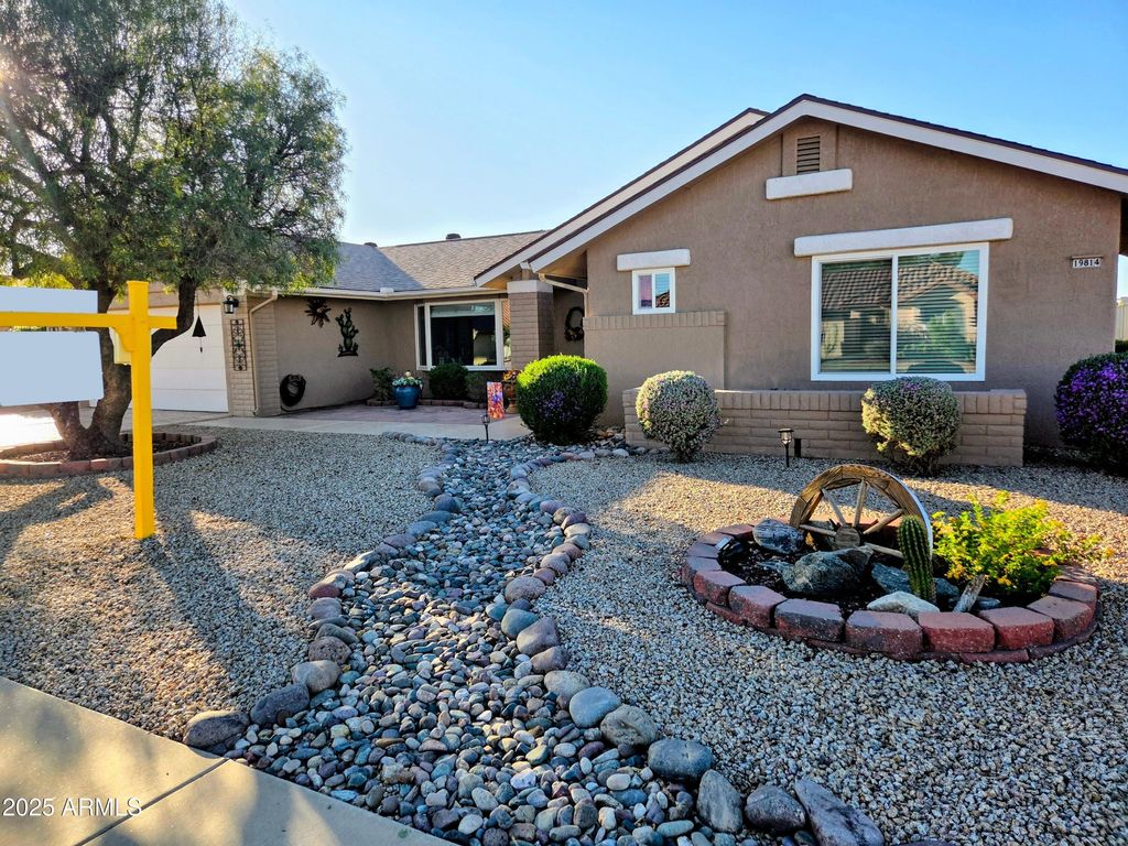 Photo of 19814 N White Rock Drive, Sun City West, AZ 85375 (MLS # 6925033)