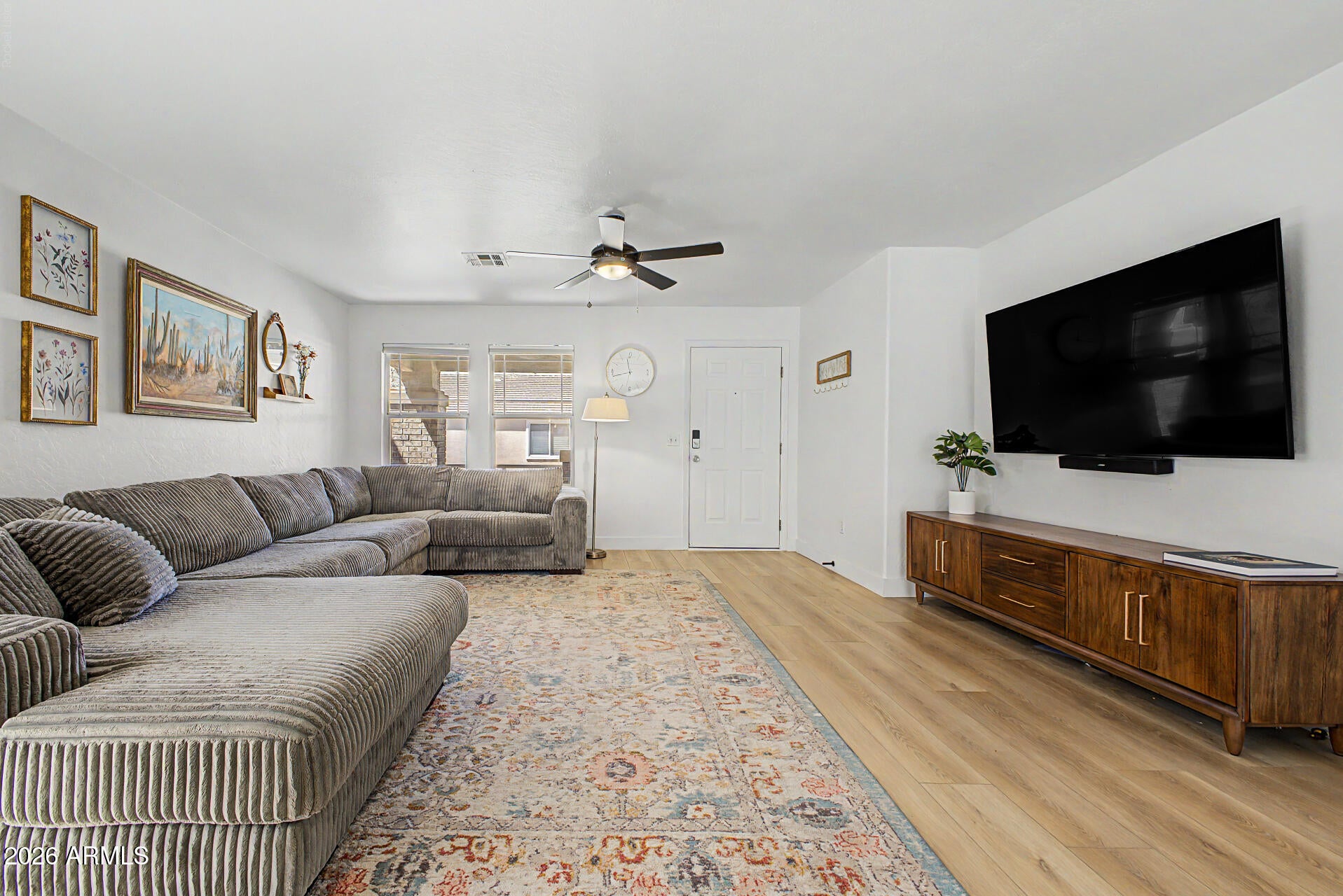 2253 S GORDON --
