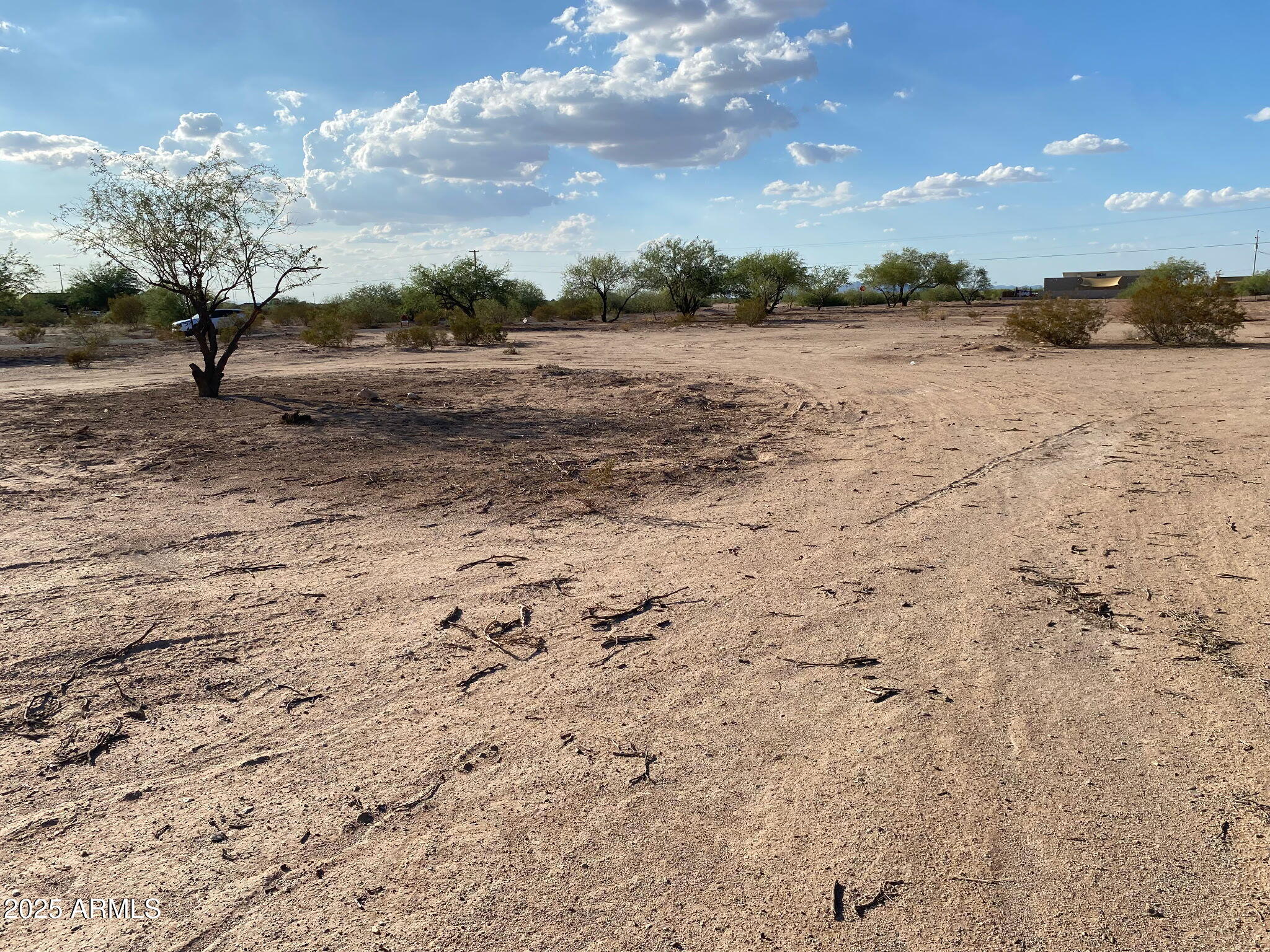 4115 N VALLEY Drive 2