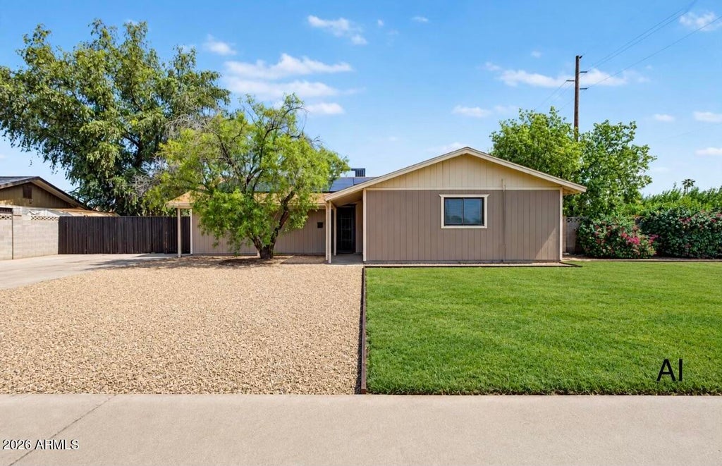 Photo of 5501 N 62nd Drive, Glendale, AZ 85301 (MLS # 7085850)