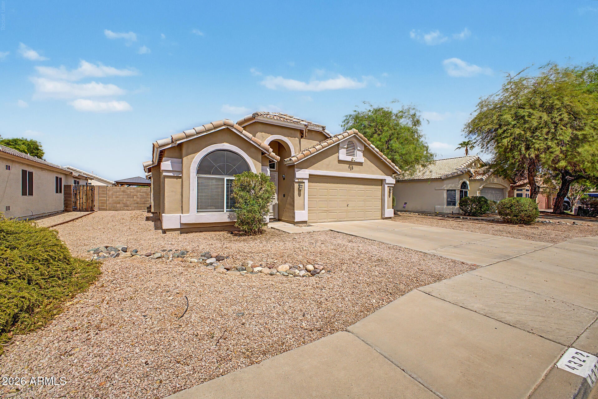 4322 E BRAMBLE Circle