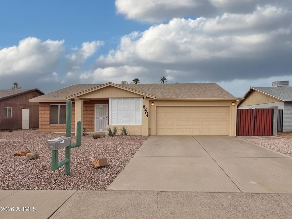 Photo of 6204 S College Avenue, Tempe, AZ 85283 (MLS # 6966162)