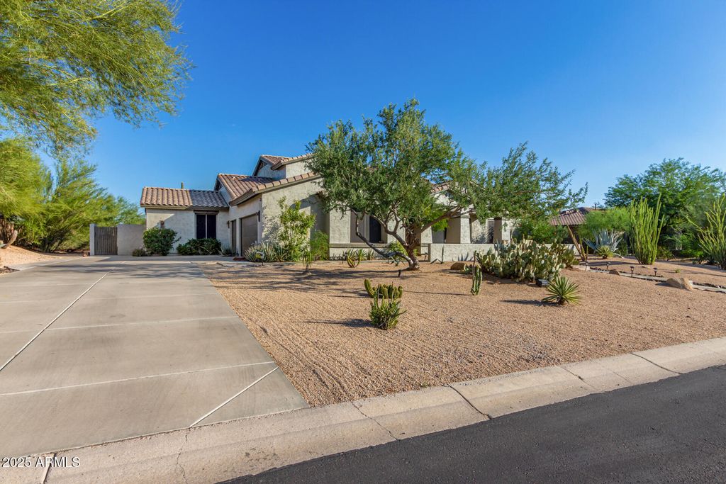 Photo of 5731 E Blue Sky Drive, Scottsdale, AZ 85266 (MLS # 6946336)