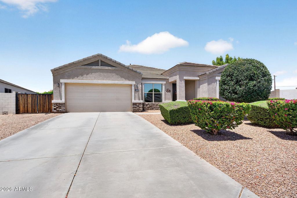 Photo of 36162 N Quiros Drive, San Tan Valley, AZ 85143 (MLS # 7038469)