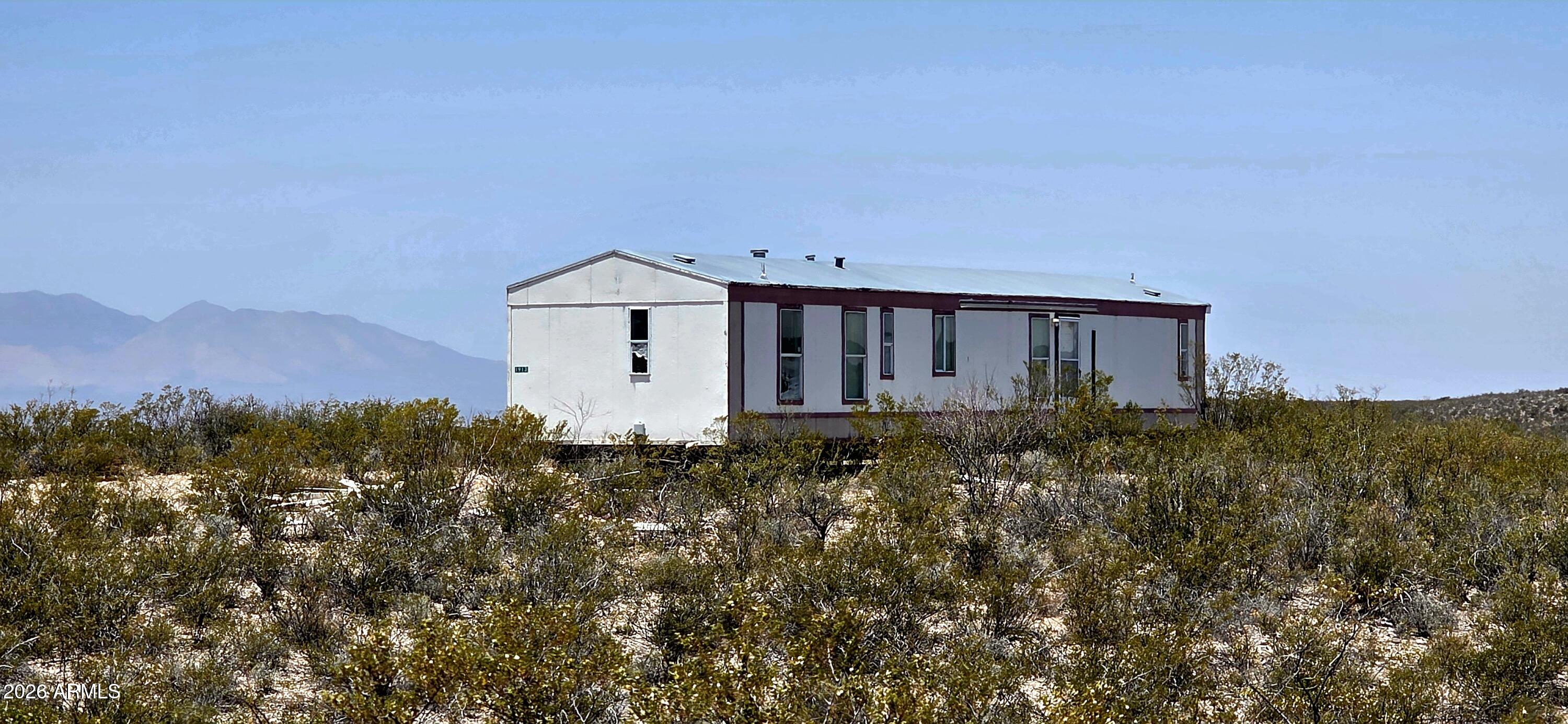 1913 N ROXIE Road