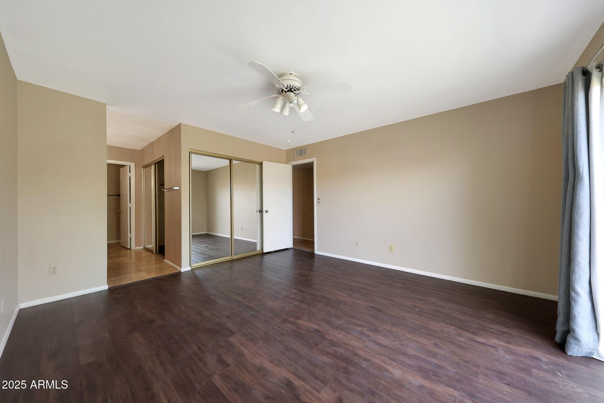 SCOTTSDALE VISTA NORTH TOWNHOMES - Residential