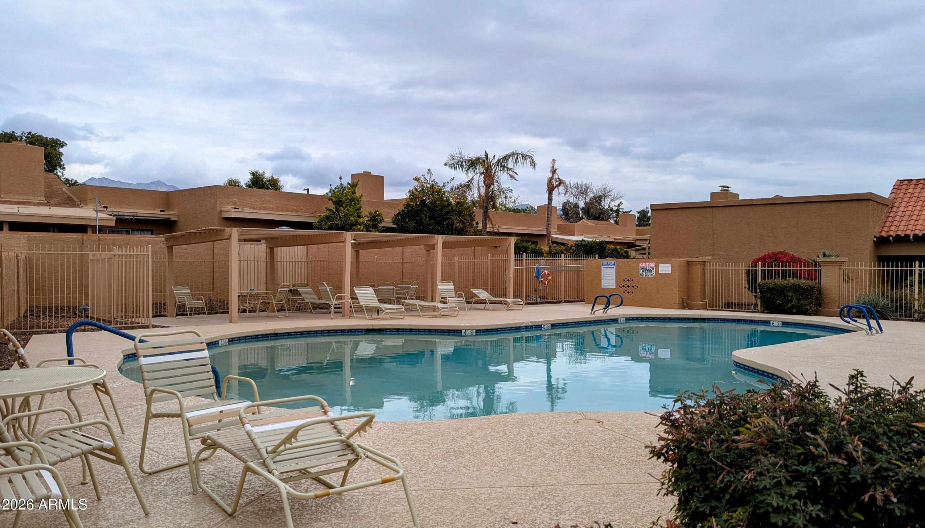SCOTTSDALE VISTA NORTH TOWNHOMES - Residential