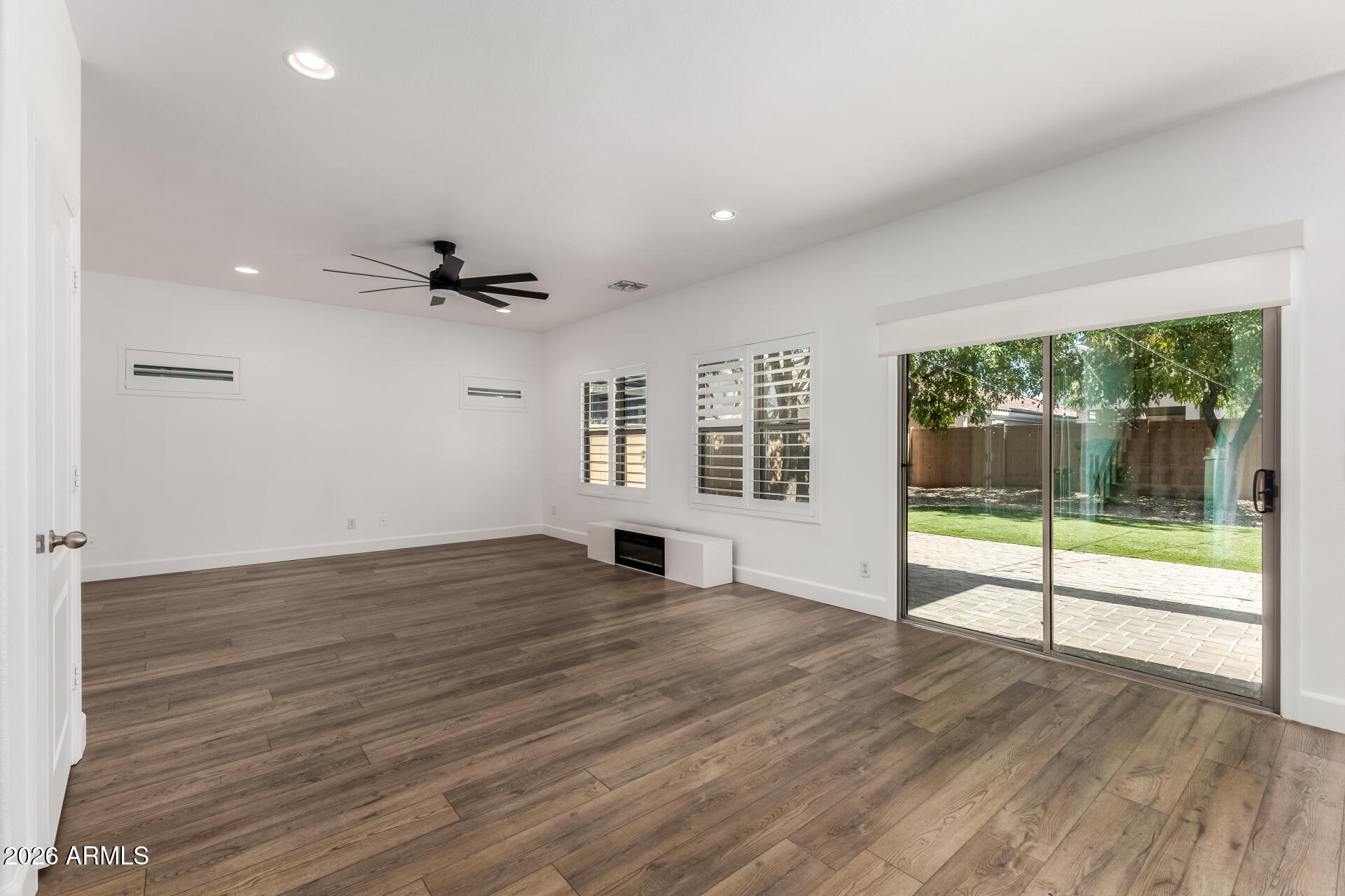 4276 E CALISTOGA Drive