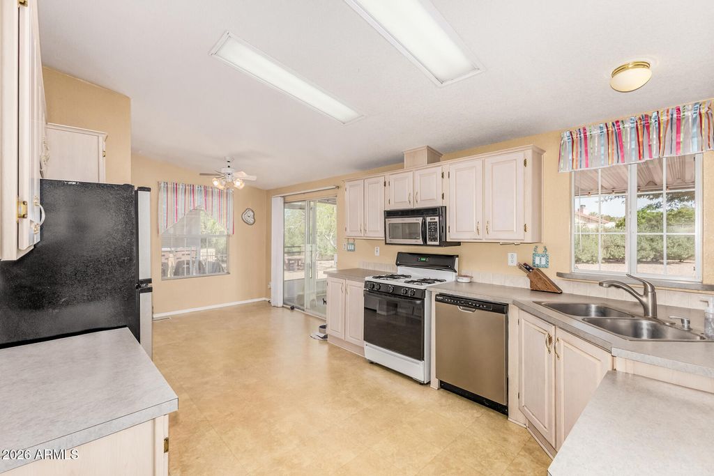 Photo of 8230 E Coralbell Circle, Mesa, AZ 85208 (MLS # 6998573)