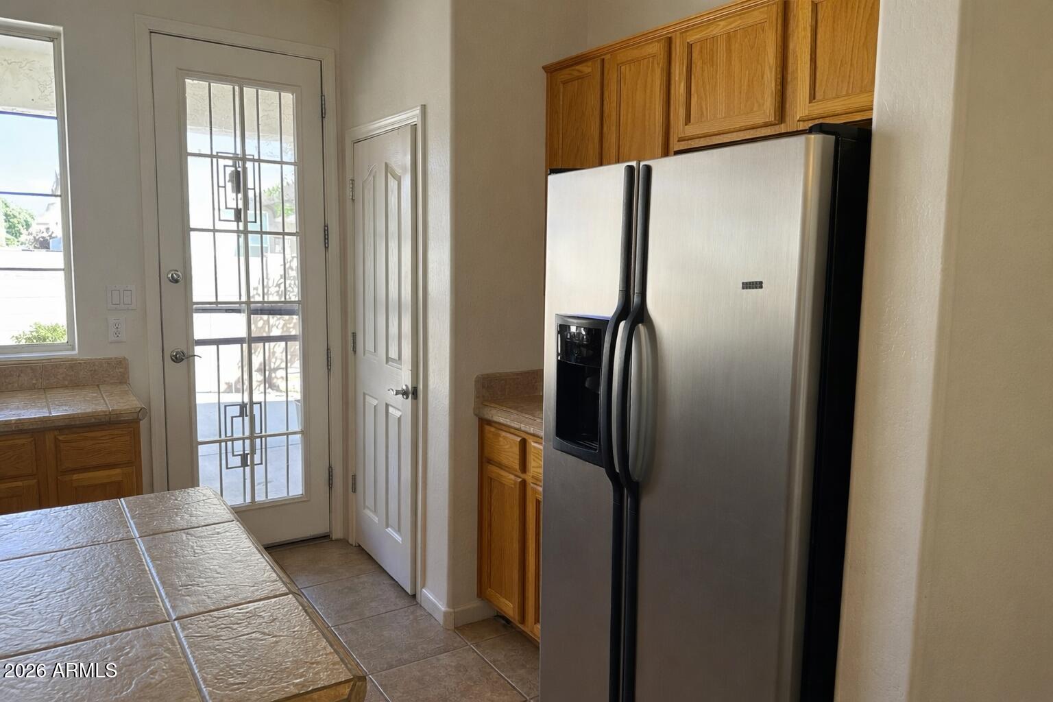 2056 E STEPHENS Place