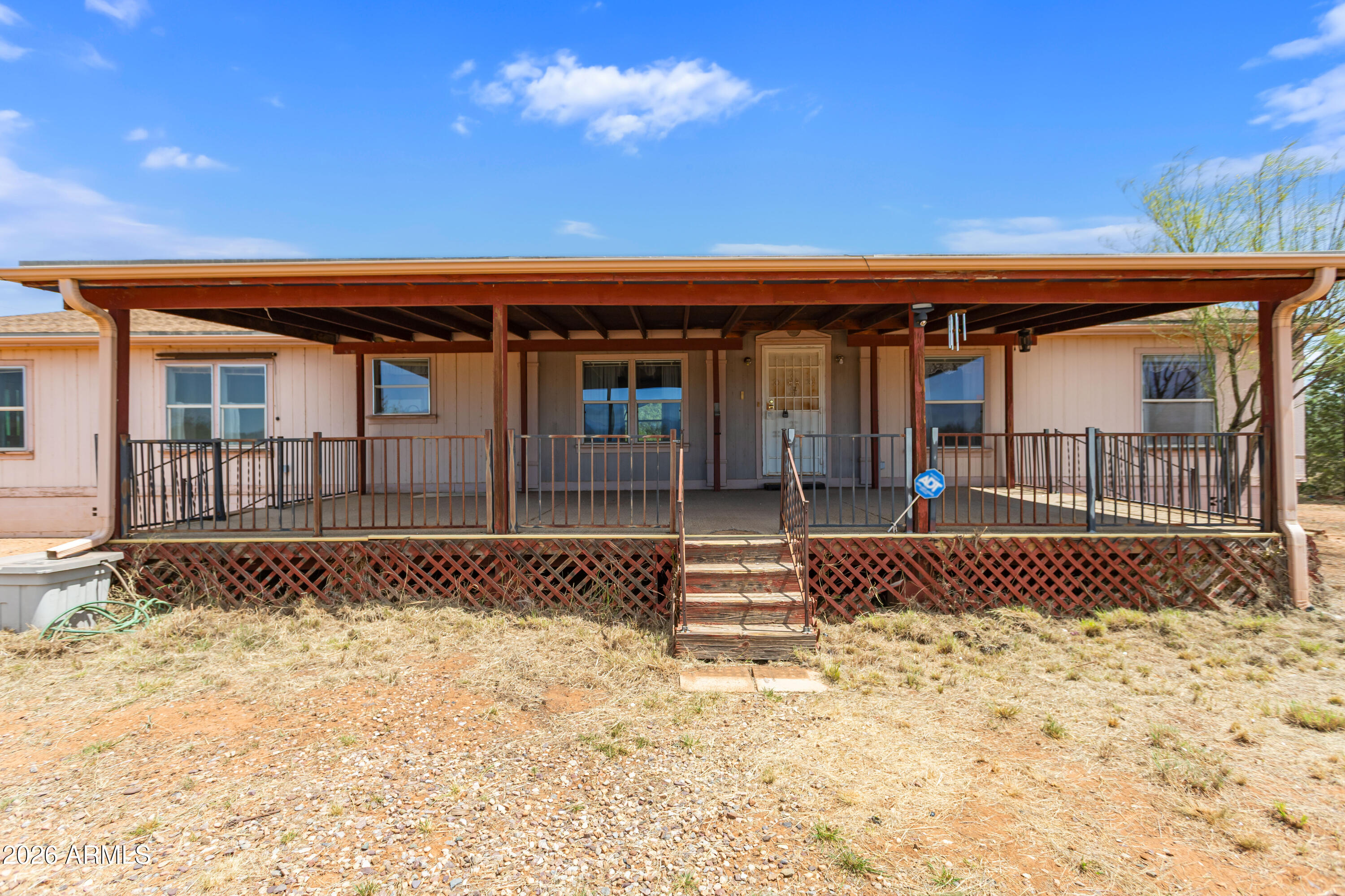 401 E CAMINO DE TUNDRA --