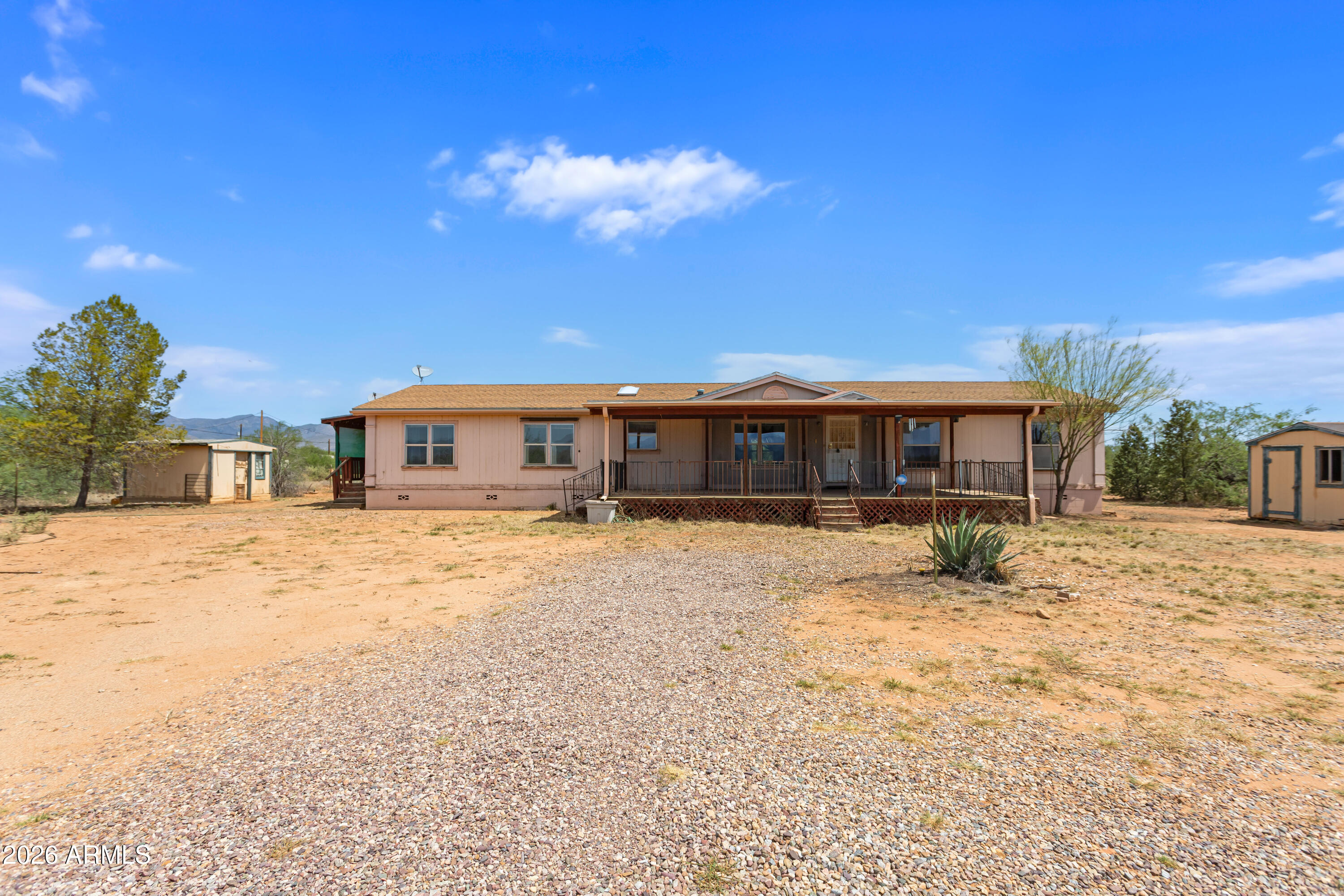 401 E CAMINO DE TUNDRA --