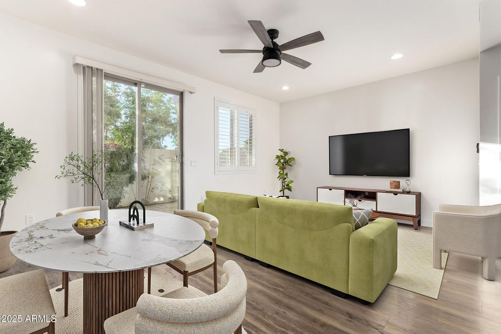 Photo of 1270 E Curry Road, Tempe, AZ 85288 (MLS # 6950856)