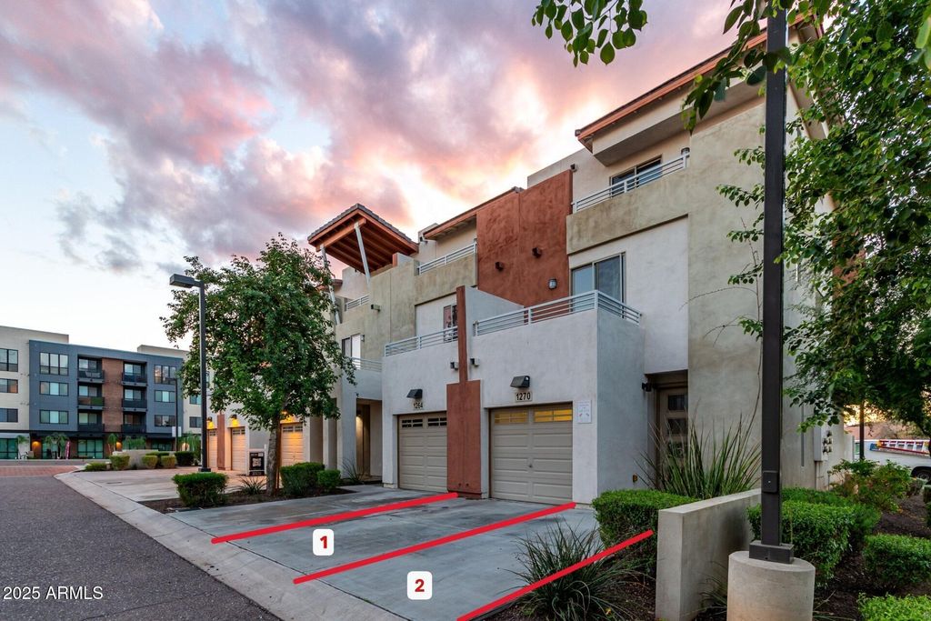 Photo of 1270 E Curry Road, Tempe, AZ 85288 (MLS # 6950856)