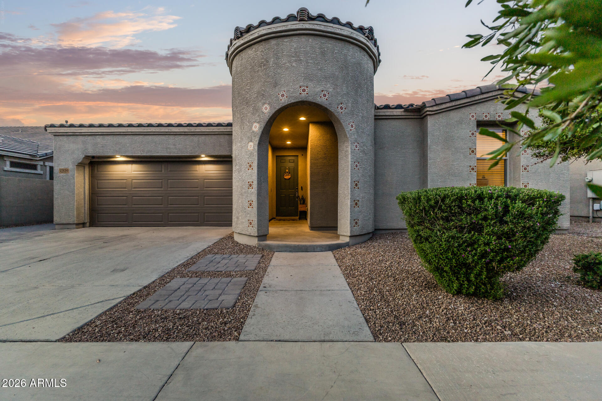 23130 E CAMINA PLATA --