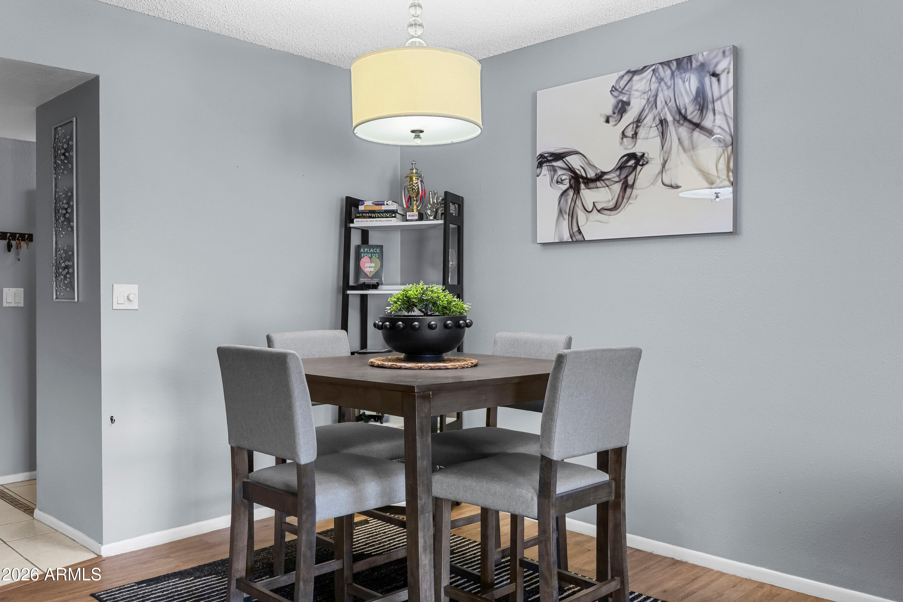 2355 W VOLTAIRE Avenue