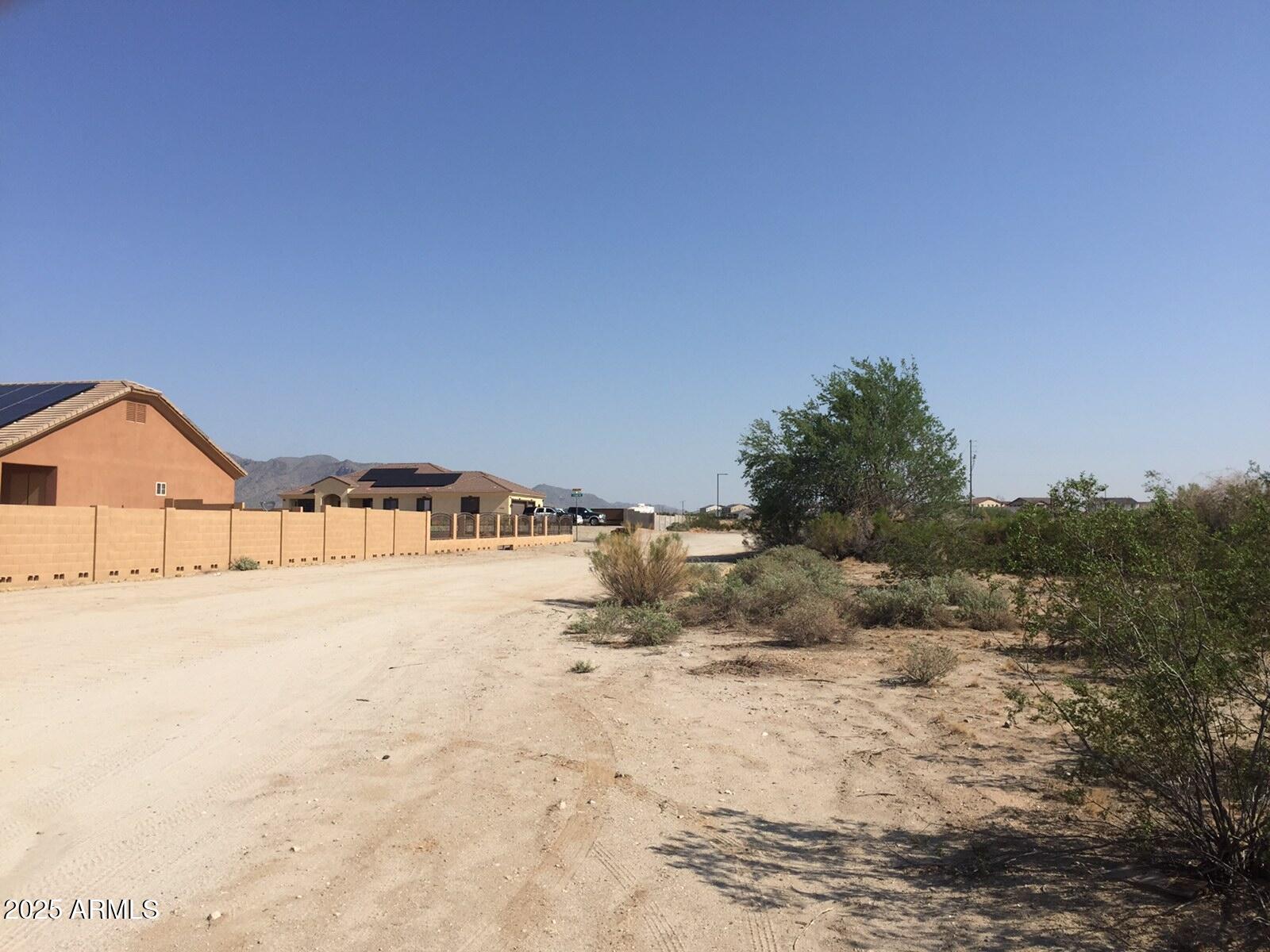 199XX W Edgemont Avenue 4