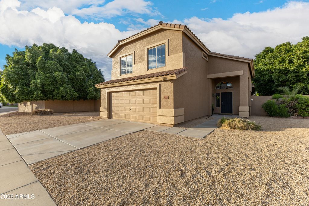 Photo of 20225 N 71st Lane, Glendale, AZ 85308 (MLS # 6981604)