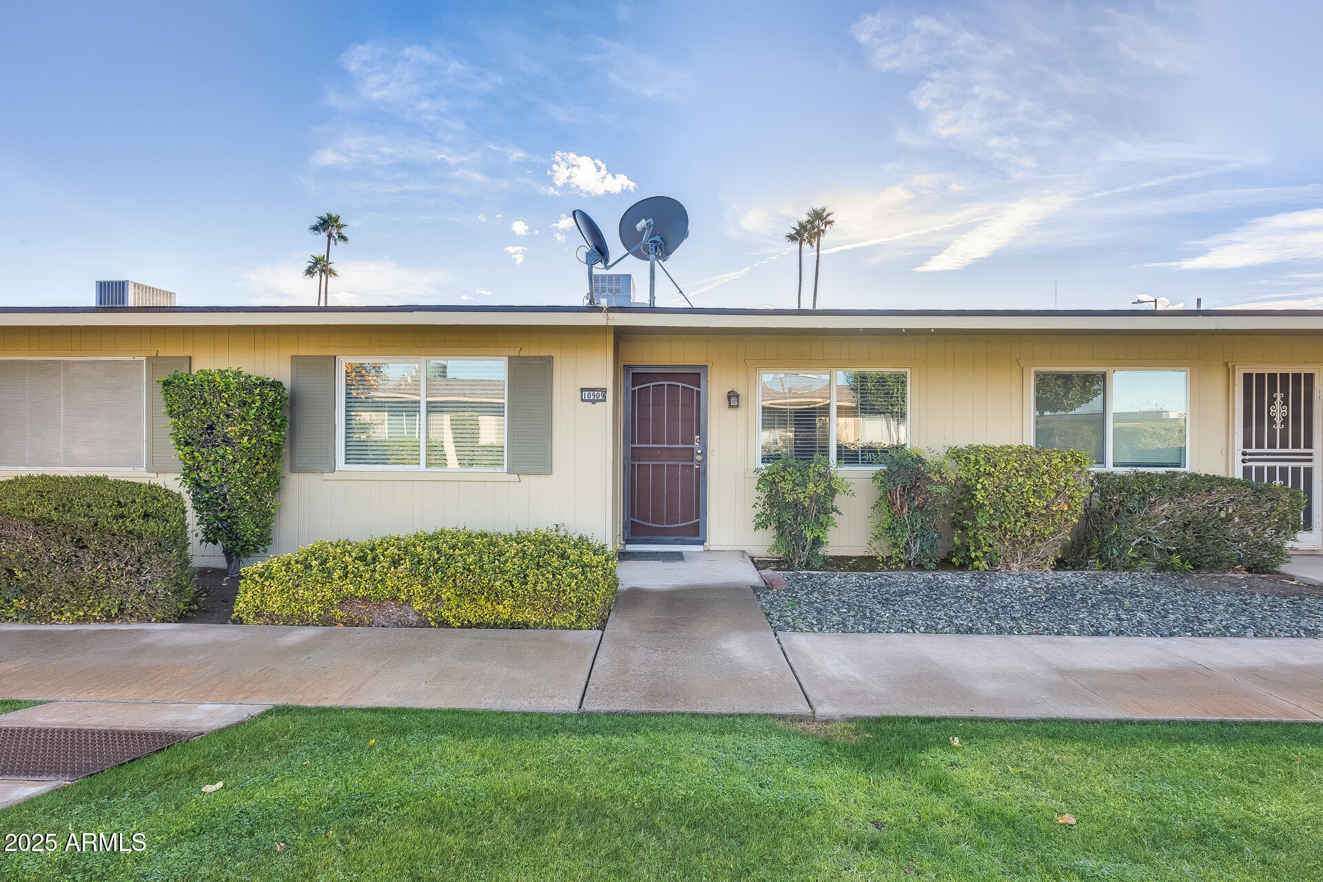 10909 W SANTA FE Drive