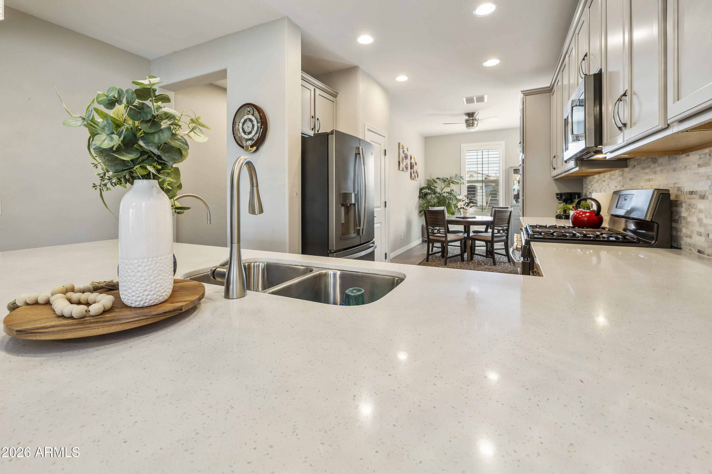 10648 E TEXAS Avenue