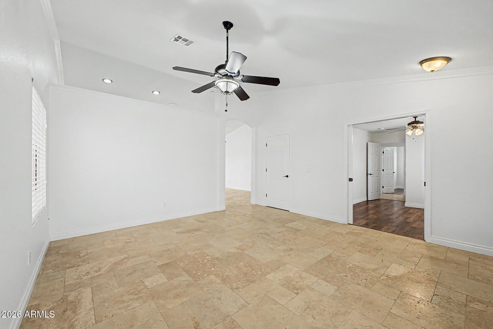 5007 W DAVIS Road