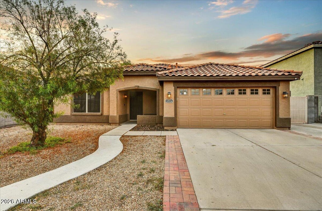 Photo of 10524 W Country Club Trail, Peoria, AZ 85383 (MLS # 7055670)
