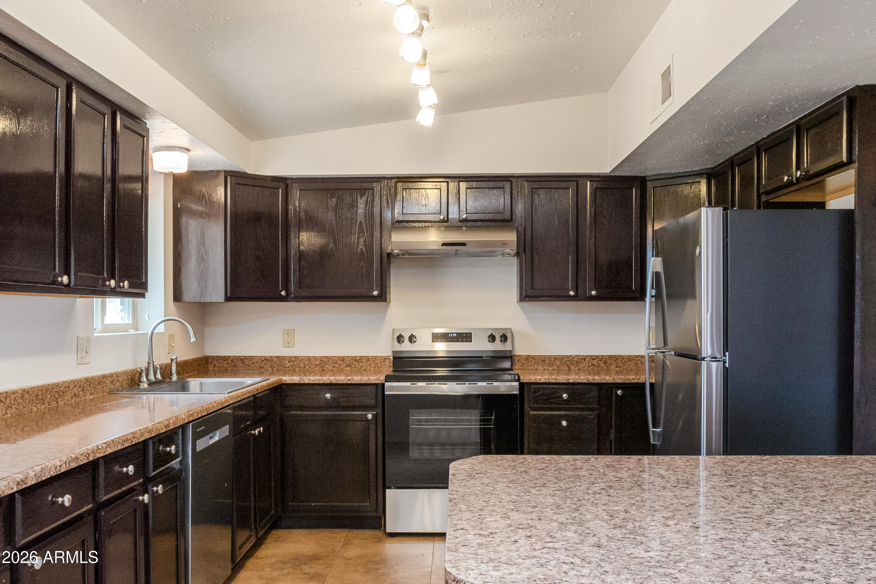 BELLA VISTA ESTATES 3 - Residential