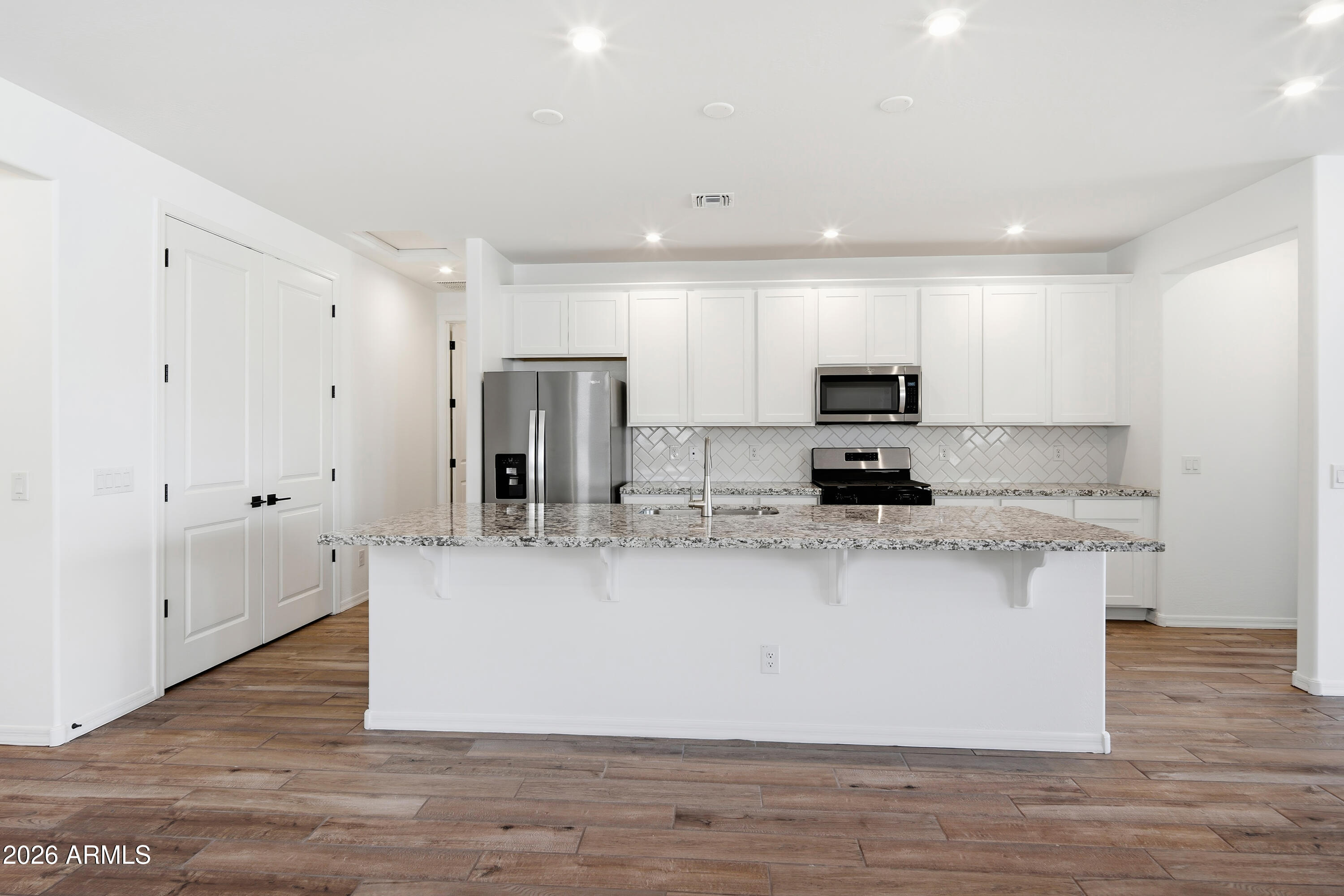 17276 W Sunward Drive