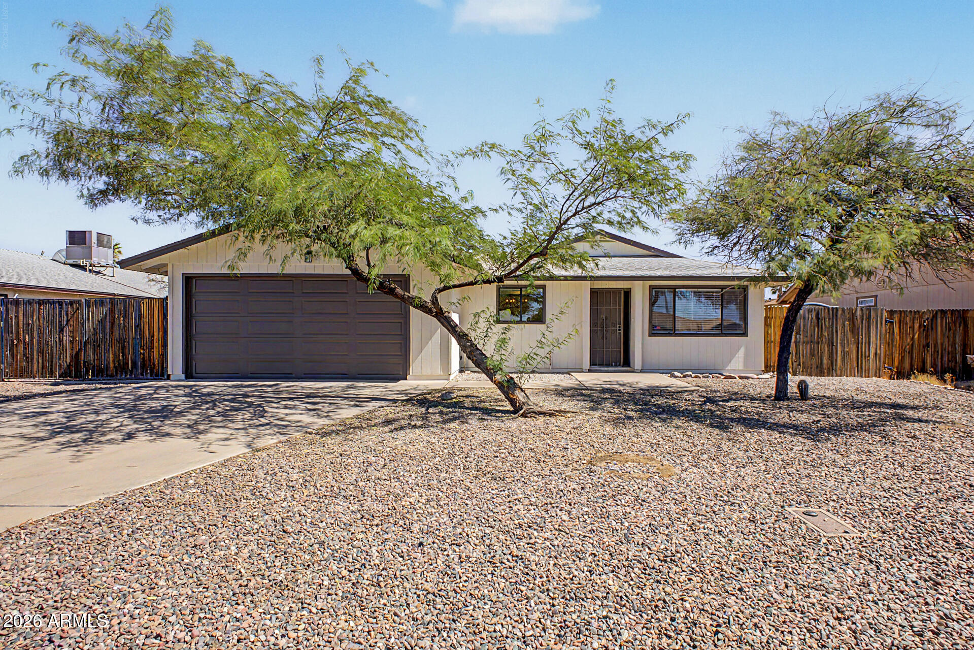 562 E HONDO Avenue