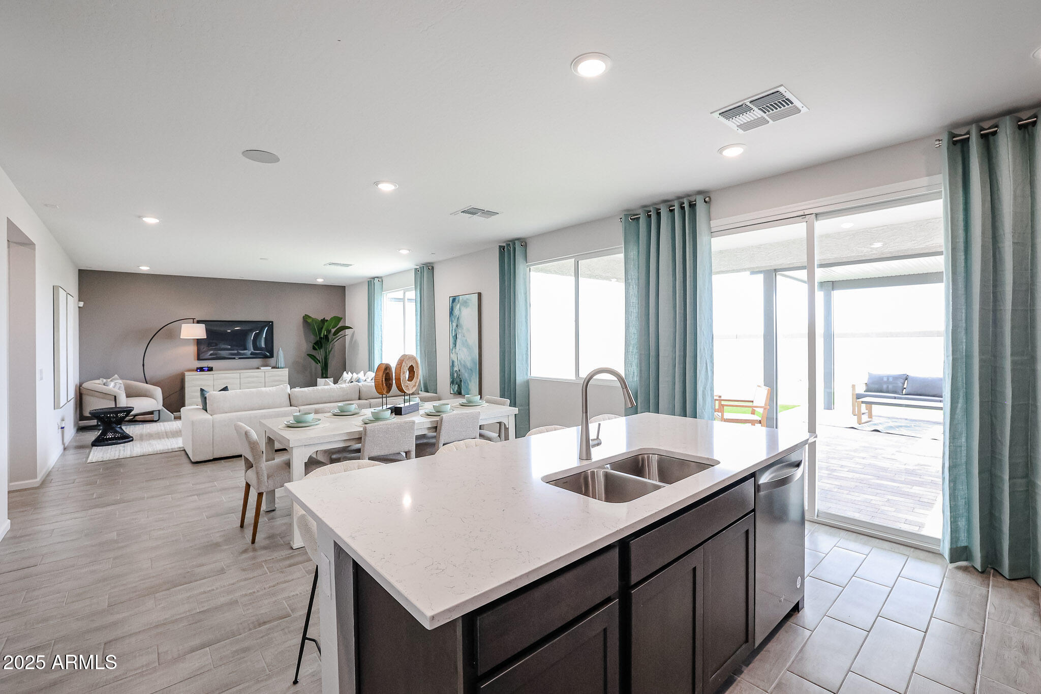 18018 W CREEDANCE Boulevard