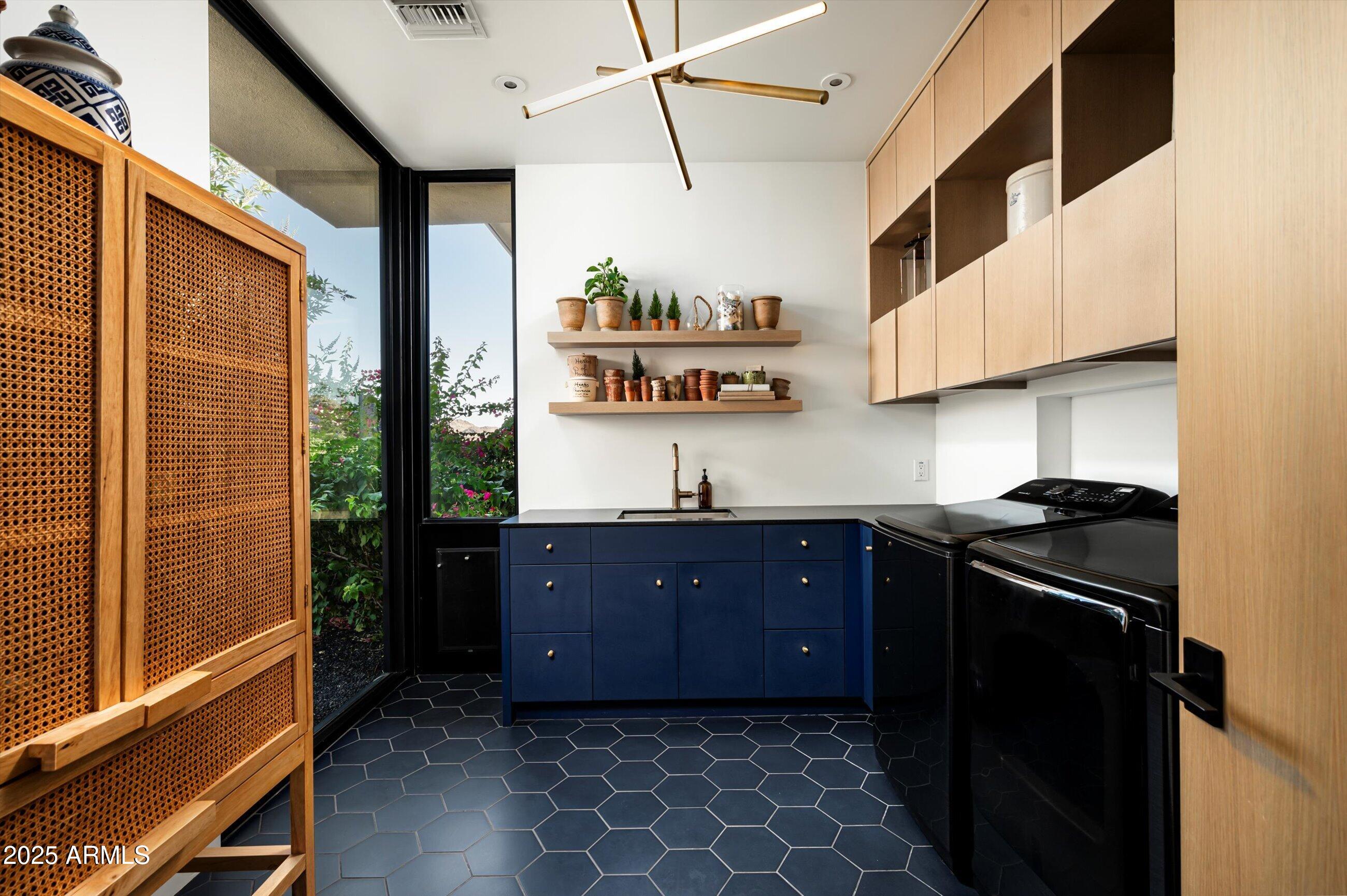 Scottsdale, Arizona 85255, United States, 4 Bedrooms Bedrooms, ,5 BathroomsBathrooms,Residential,Active,137461