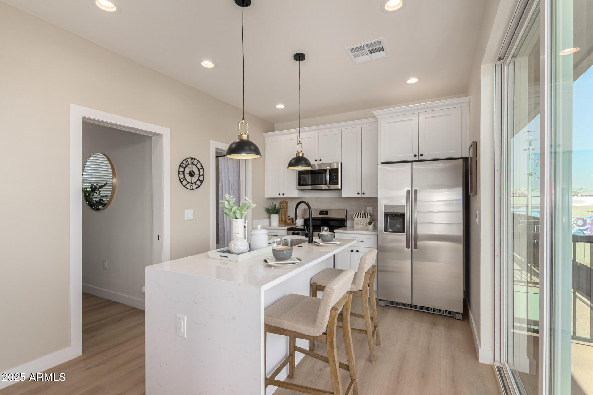 1728 W Sherman Street