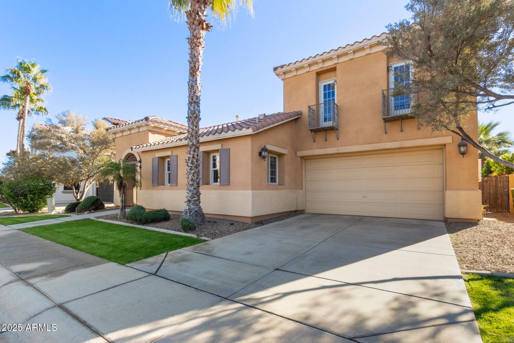 Photo of 2029 E Hackberry Place, Chandler, AZ 85286 (MLS # 6958276)