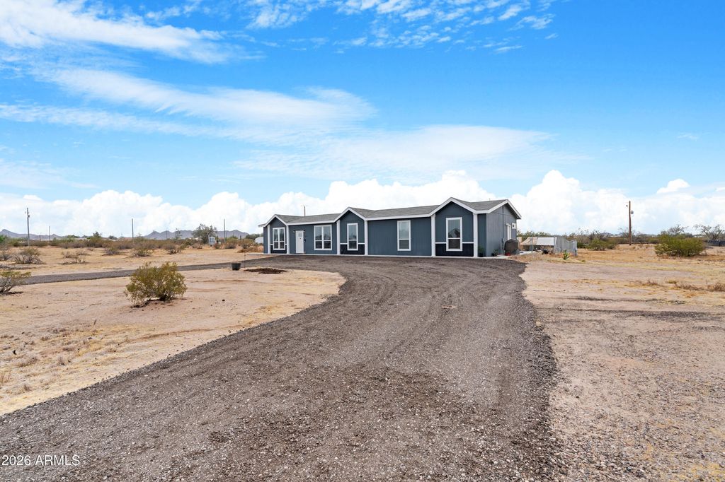 Photo of 2230 N Summers Lane, Maricopa, AZ 85139 (MLS # 7019589)