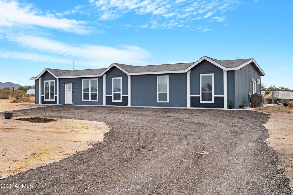 Photo of 2230 N Summers Lane, Maricopa, AZ 85139 (MLS # 7019589)