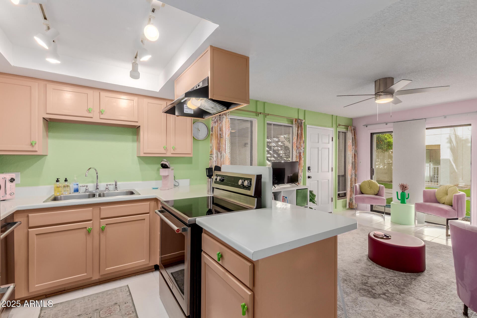 QUAIL POINT CLUB AND TOWNHOMES - Residential